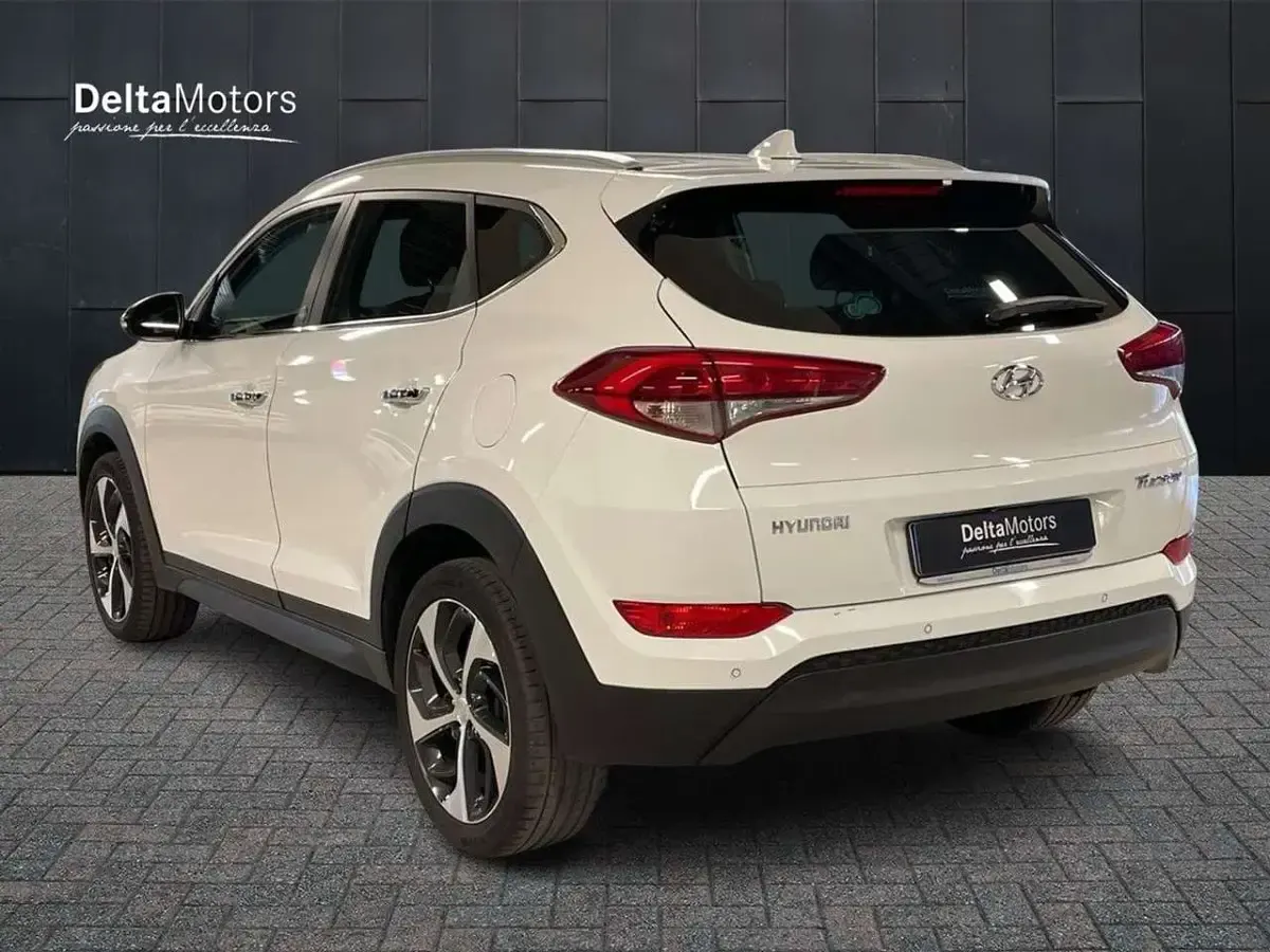 Usata Hyundai Tucson 116 CV (85 kW) 2017 Bianco SUV
