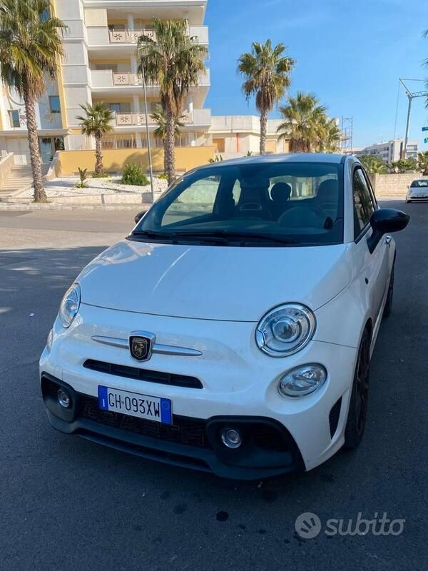 Bianco Usata 2019 Abarth 595 Turismo Due volumi | 18.500 € (Buon prezzo) - Immagine 1/4