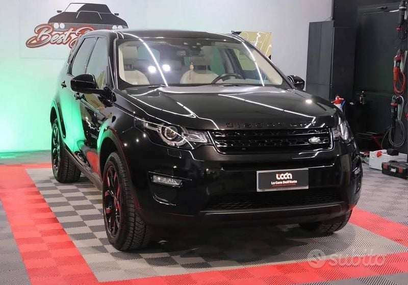Usata Land Rover Discovery Sport HSE Luxury 150 CV (110 kW) 2016 Nero SUV