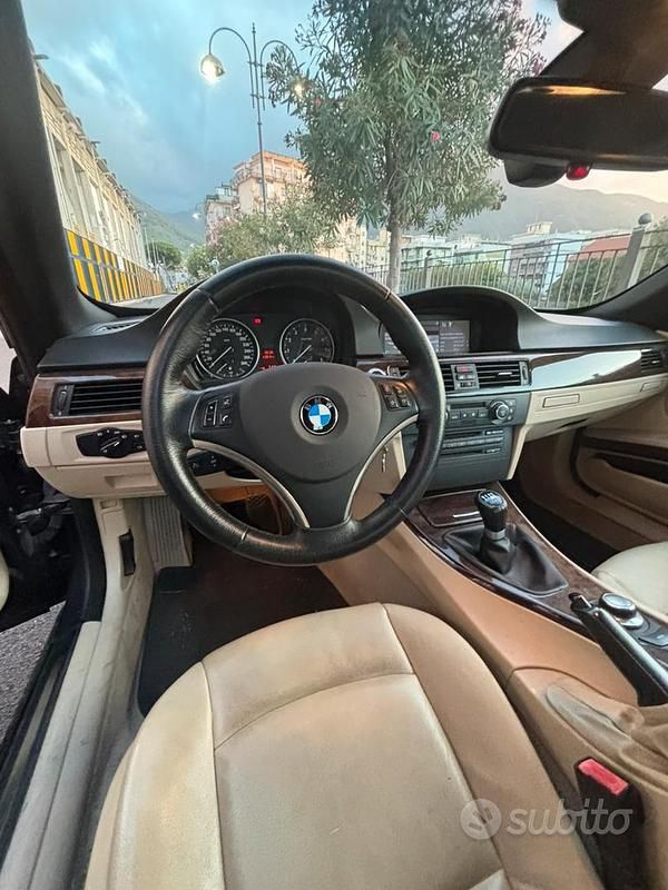 Usata BMW 335 Cabriolet 306 CV (225 kW) 2007 Nero Cabrio
