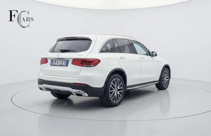 Usata Mercedes GLC300 245 CV (180 kW) 2022 Bianco SUV