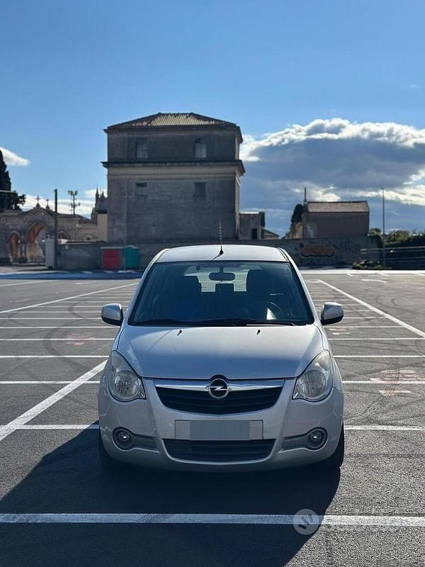Usata Opel Agila Enjoy 86 CV (63 kW) 2009 Grigio Utilitaria