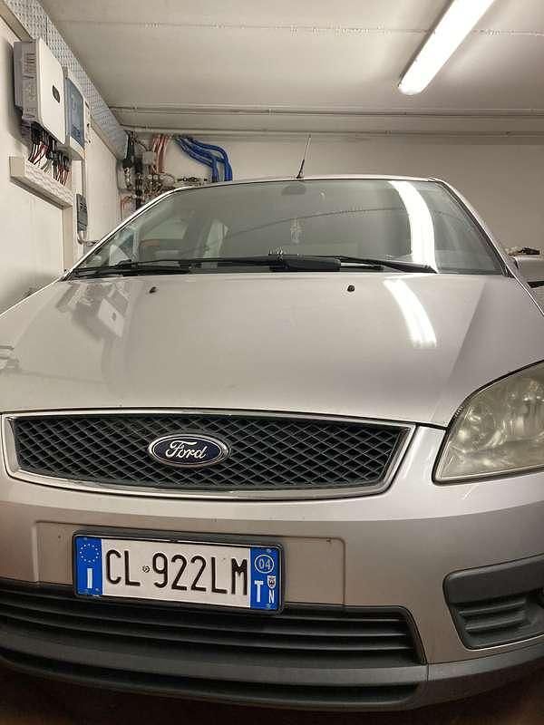 Usata Ford C-MAX Ghia 136 CV (100 kW) 2004 Monovolume