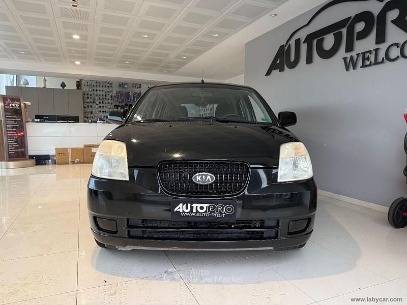 Usata Kia Picanto Light 64 CV (47 kW) 2005 Nero Utilitaria