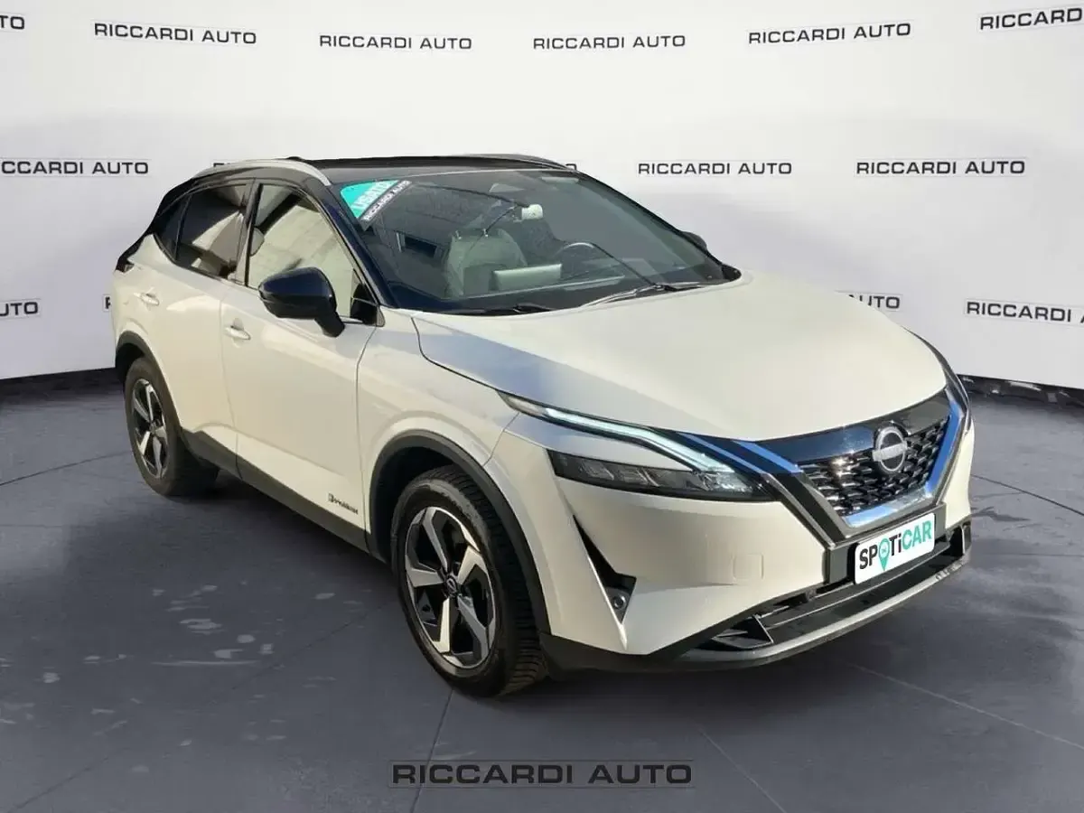 Usata Nissan Qashqai N-Connecta 158 CV (116 kW) 2023 Bianco SUV