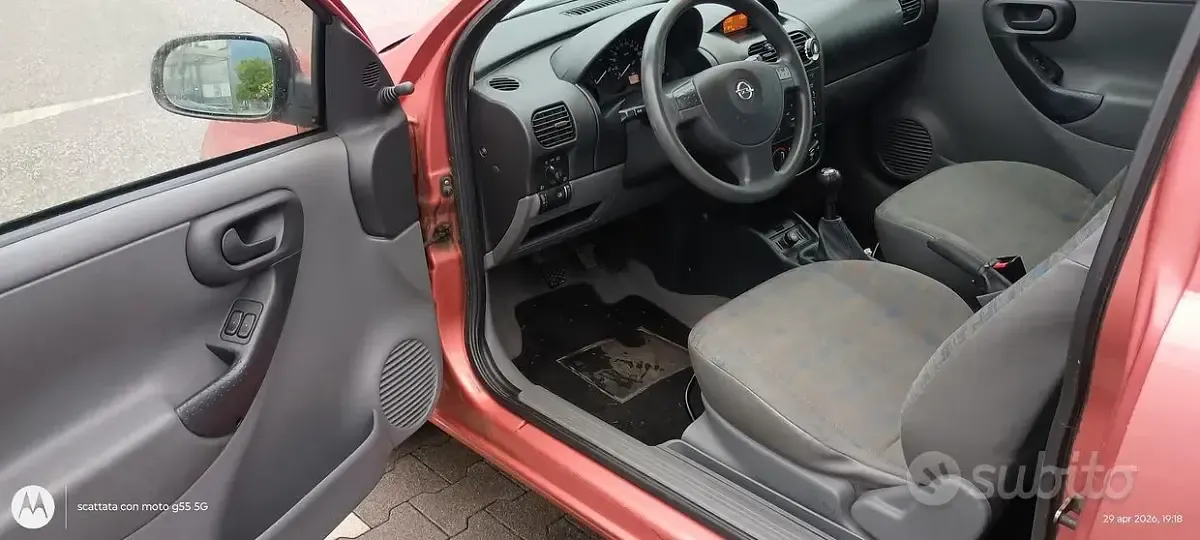 Usata Opel Corsa 58 CV (42 kW) 2001 Marrone Utilitaria