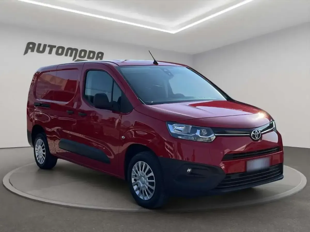 Usata Toyota Proace City City 102 CV (75 kW) 2022 Rosso Monovolume