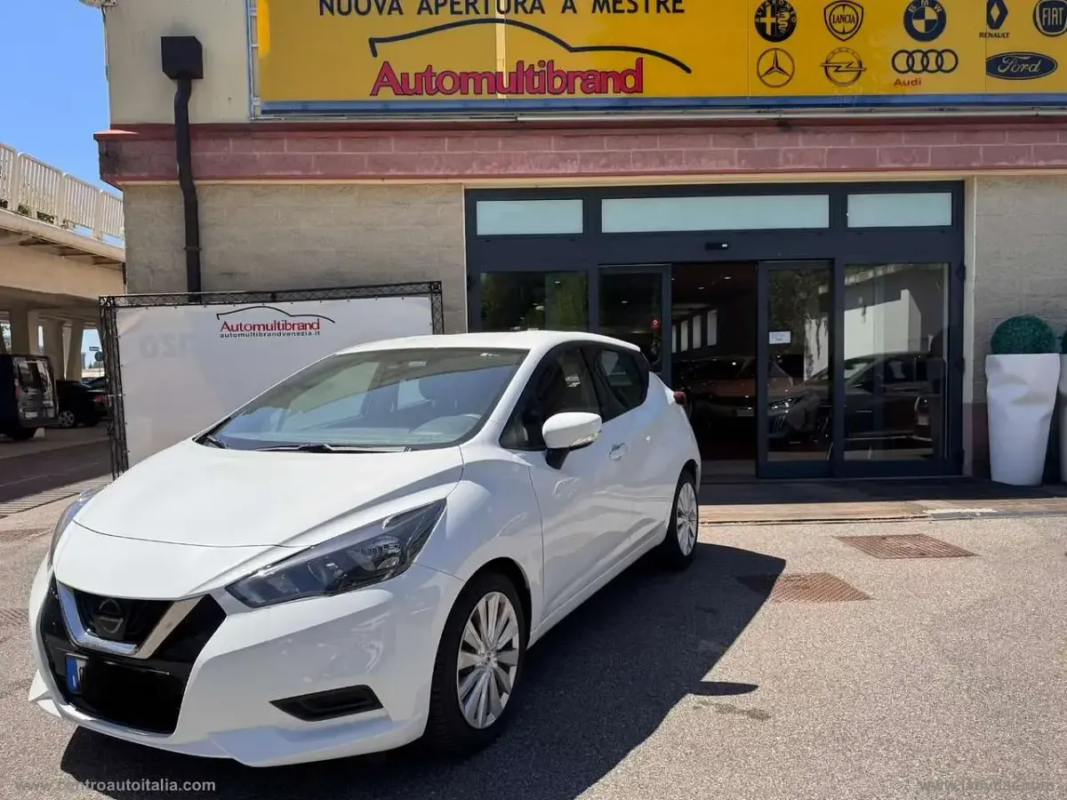 Usata Nissan Micra Acenta 92 CV (67 kW) 2021 Bianco Utilitaria