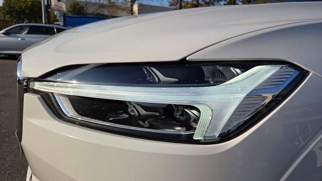 Usata Volvo XC60 Inscription 252 CV (185 kW) 2020 Bianco SUV