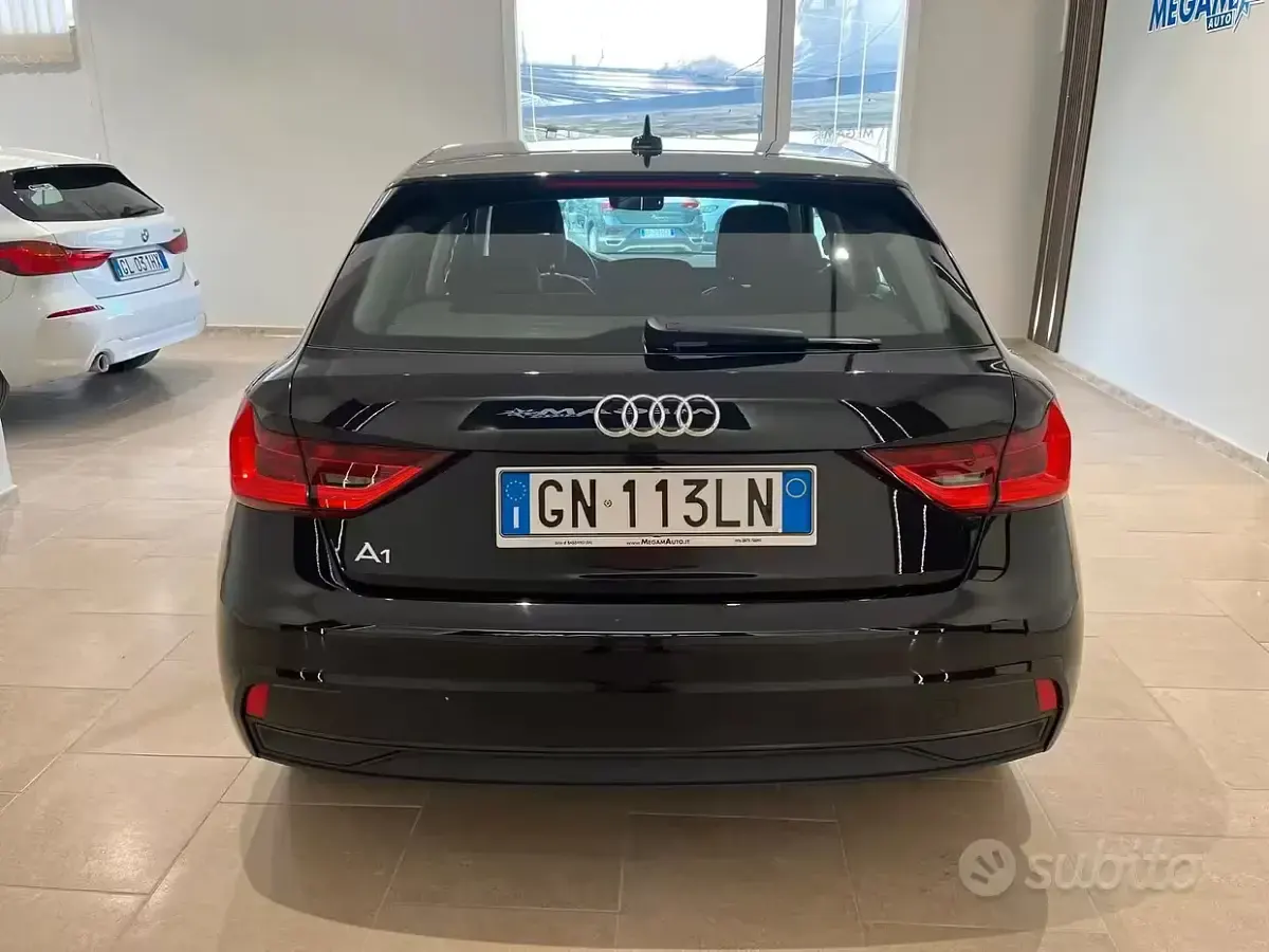 Usata Audi A1 Admired 110 CV (80 kW) 2023 Nero SUV