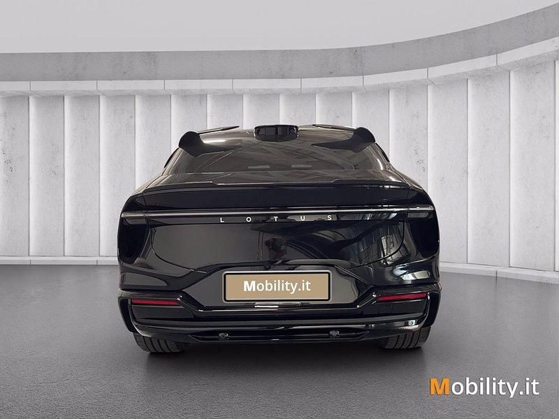 Usata Lotus Eletre 139 kW (190 CV) 2024 SUV