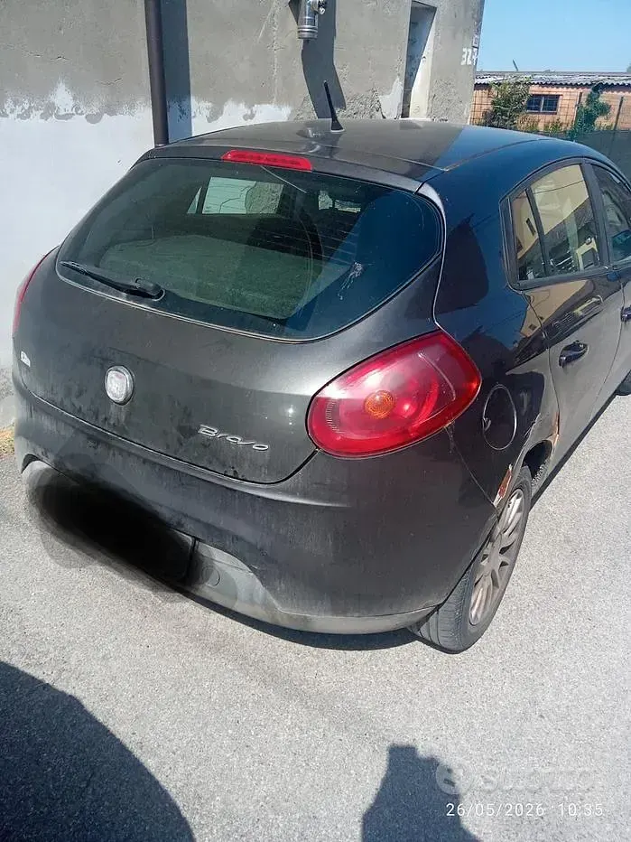 Usata Fiat Bravo 90 CV (66 kW) 2007 Grigio Utilitaria