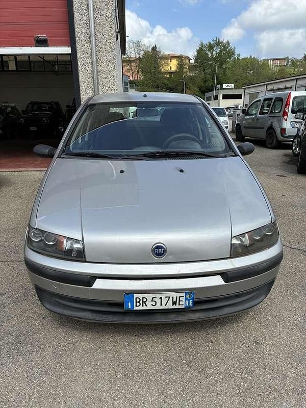 Usata Fiat Punto 60 CV (44 kW) 2001 Other Utilitaria