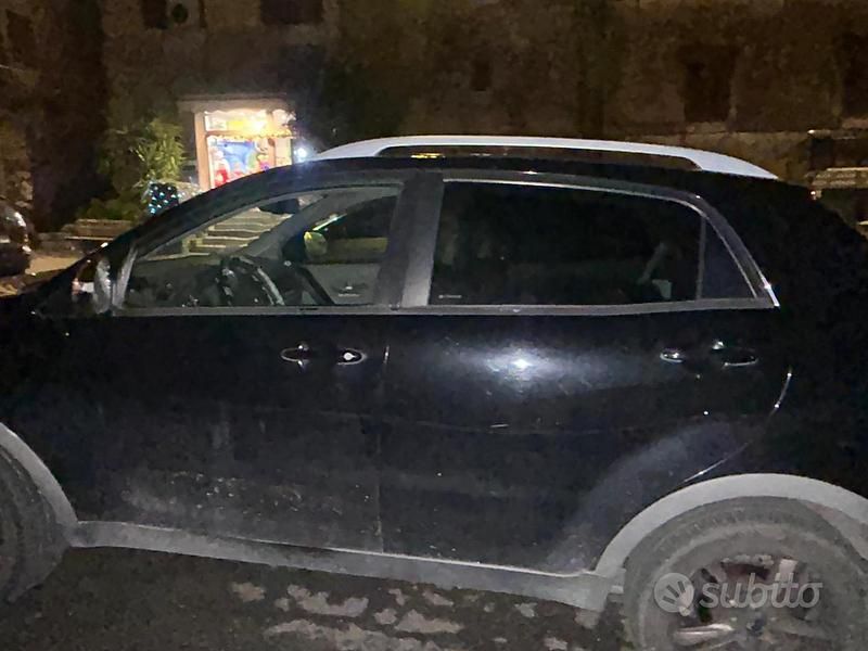 Usata Ssangyong (KGM) Korando 2011 Nero SUV