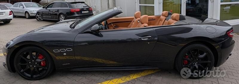 Usata Maserati GranCabrio 460 CV (338 kW) 2013 Grigio Cabrio