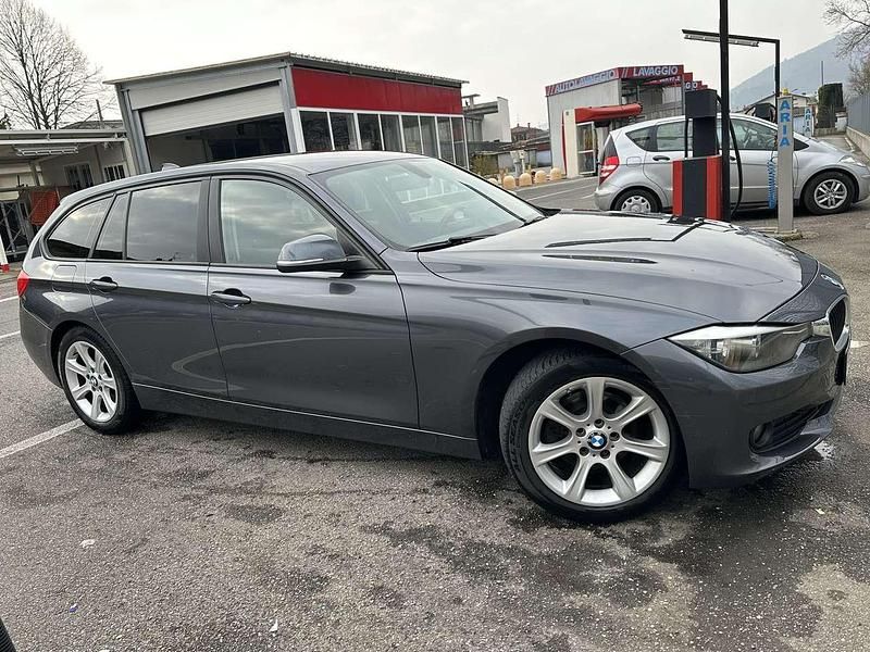 Usata BMW 320 184 CV (135 kW) 2015 Grigio Station wagon