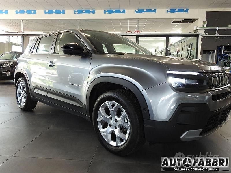 Usata Jeep Avenger Altitude 2024 Grigio SUV