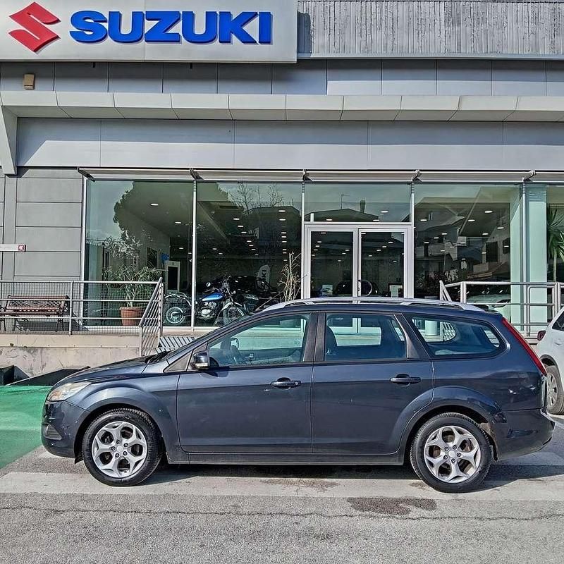 Usata Ford Focus Titanium 90 CV (66 kW) 2009 Grigio Station wagon