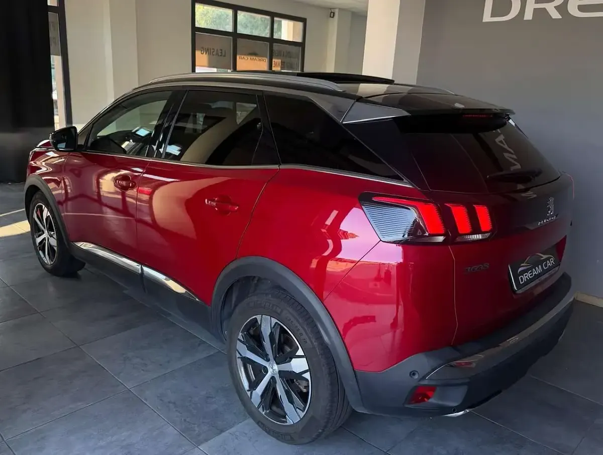Usata Peugeot 3008 GT-line 177 CV (130 kW) 2018 Rosso SUV