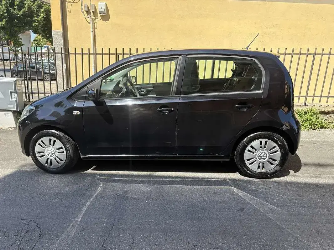 Usata VW up! Move 75 CV (55 kW) 2014 Nero Utilitaria