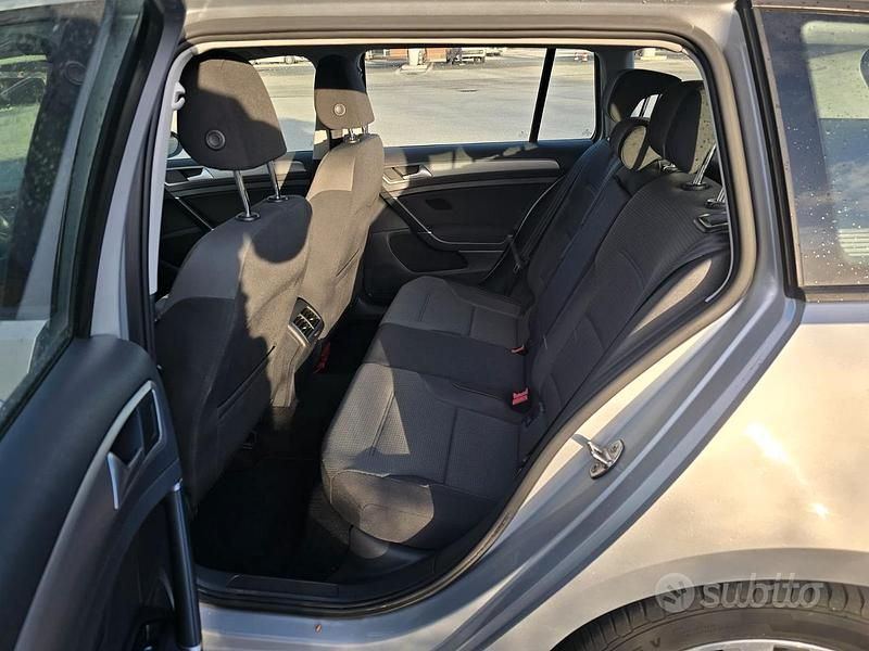 Usata VW Golf VII 105 CV (77 kW) 2014 Grigio Station wagon