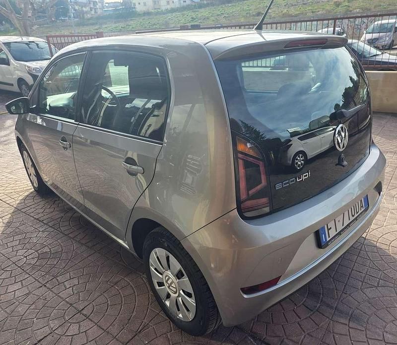 Usata VW up! Move 68 CV (50 kW) 2018 Grigio Utilitaria