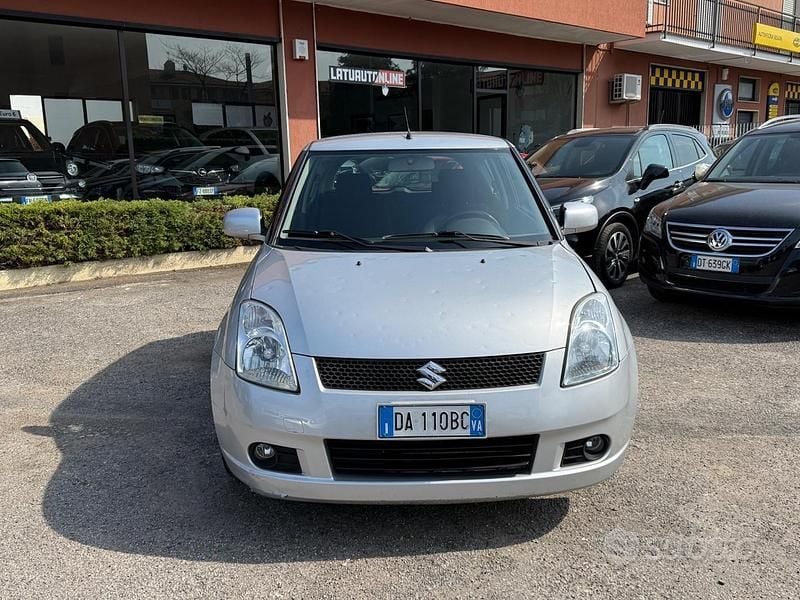 Usata Suzuki Swift GL 92 CV (67 kW) 2006 Nero Utilitaria