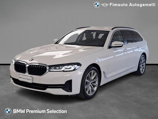 Bianco Usata 2020 BMW 520 Shadowline Station wagon | 25.900 € (Buon prezzo) - Immagine 1/3