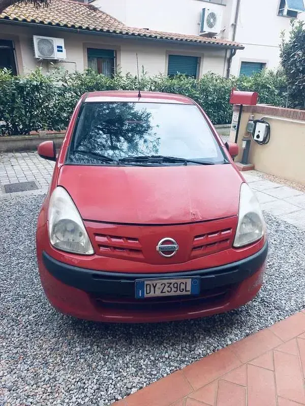 Usata Nissan Pixo 68 CV (50 kW) 2009 Rosso Utilitaria