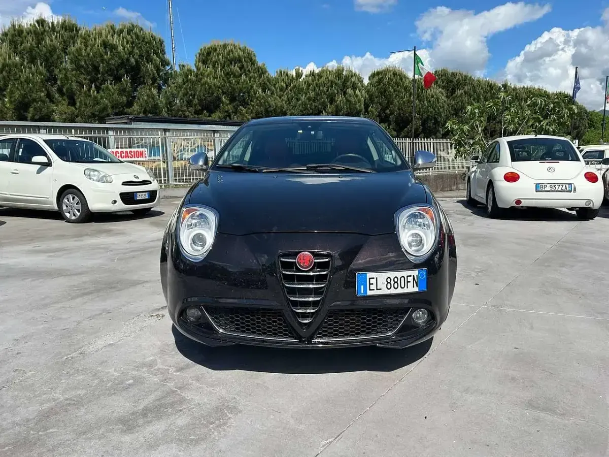 Usata Alfa Romeo MiTo Distinctive 120 CV (88 kW) 2012 Nero Utilitaria