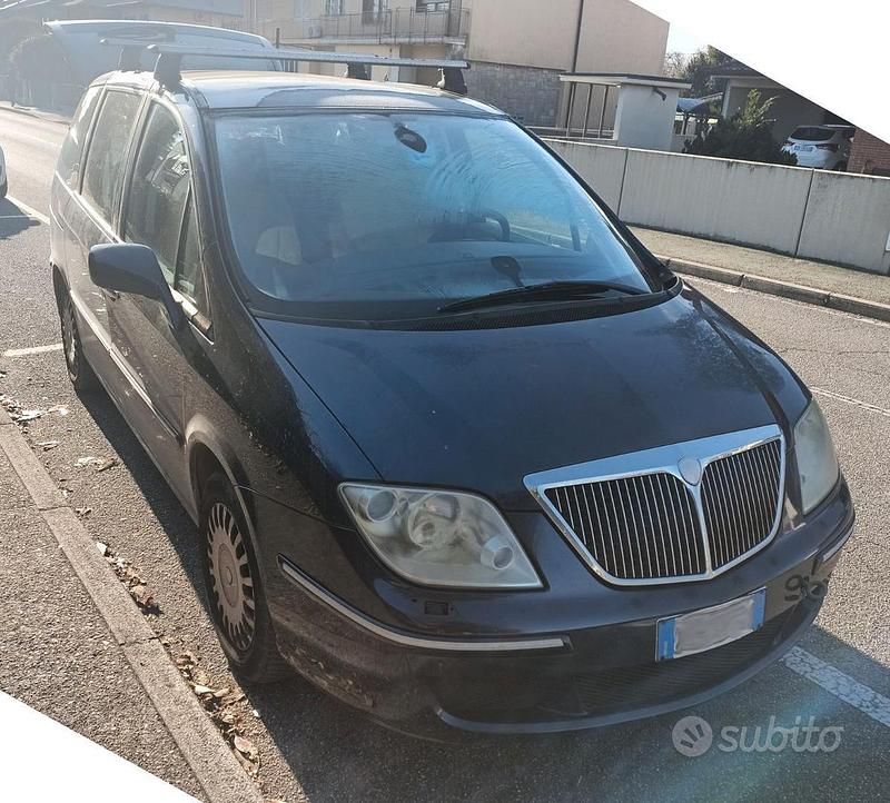 Usata Lancia Phedra 136 CV (100 kW) 2007 Blu Monovolume