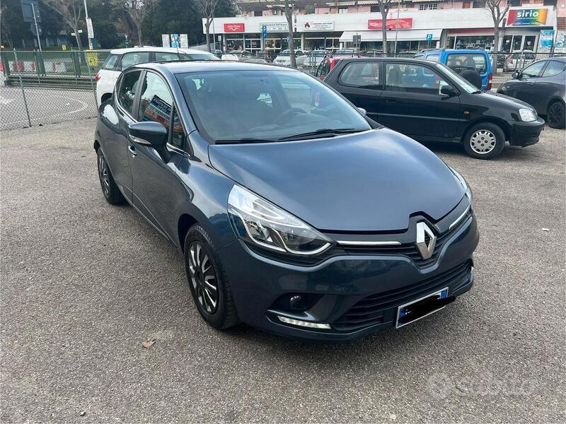 Usato 2017 Renault Clio IV 0.9 Benzin 90 CV (11.100 €)