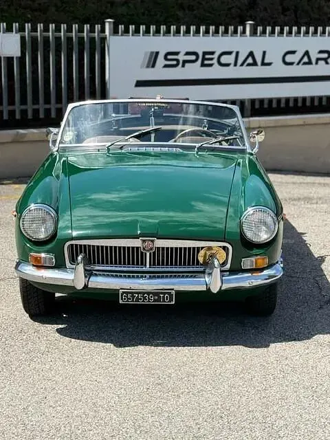 Usata MG B 95 CV (69 kW) 1963 Verde Cabrio