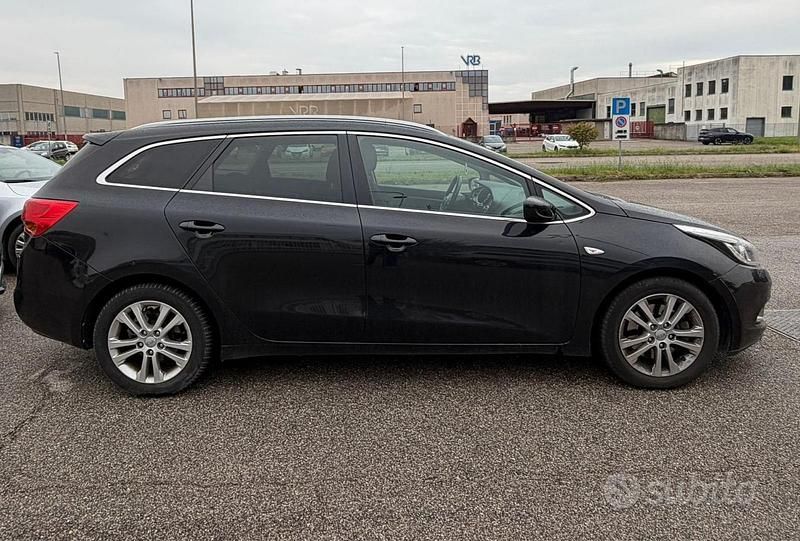 Usata Kia Ceed Sportswagon 110 CV (80 kW) 2014 Nero Station wagon