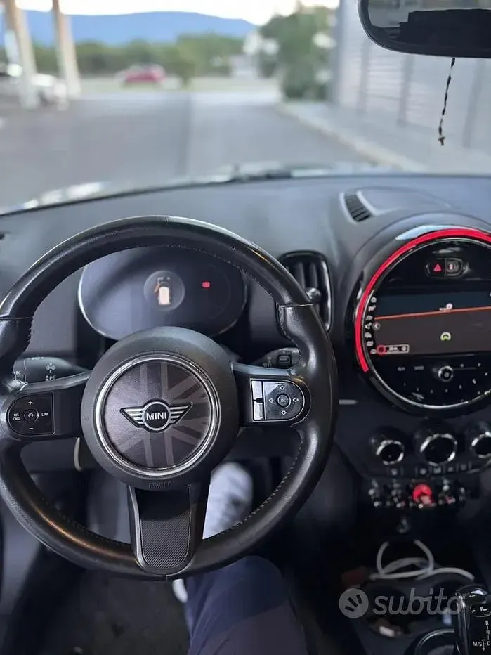 Usata Mini One Countryman 116 CV (85 kW) 2022 Grigio SUV
