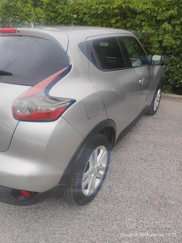 Usata Nissan Juke 110 CV (80 kW) 2017 Grigio SUV