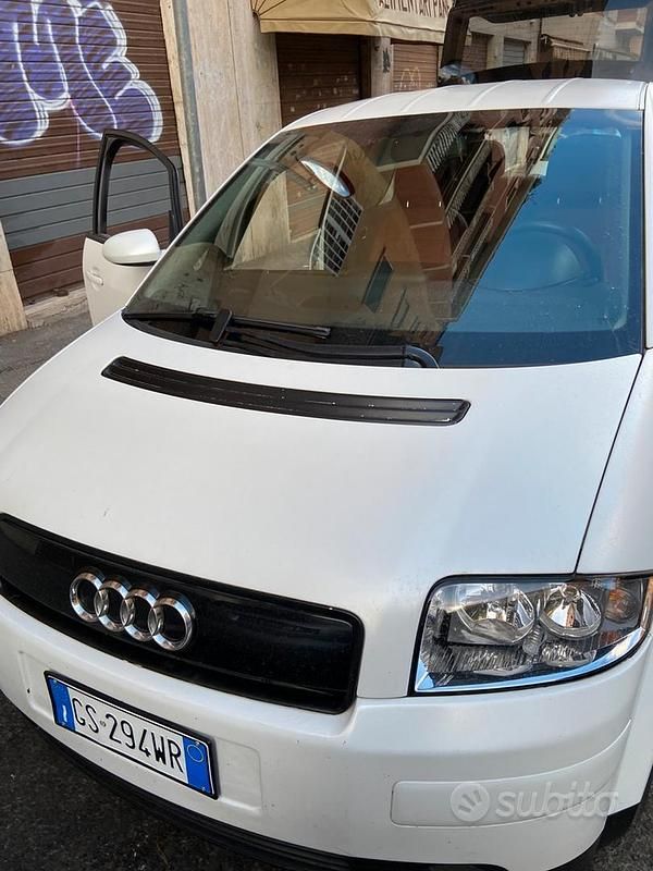 Bianco Usata 2001 Audi A2 Due volumi | 3300 € (Buon prezzo) - Immagine 1/4