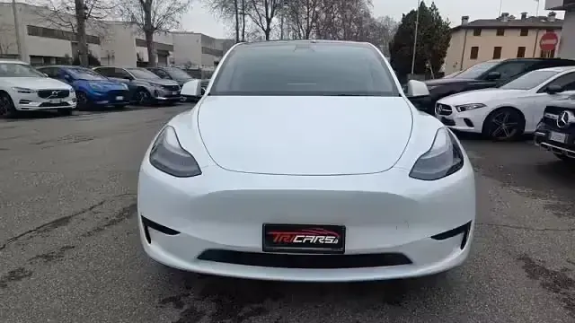 Usata Tesla Model Y RWD 88 kW (120 CV) 2023 Bianco SUV