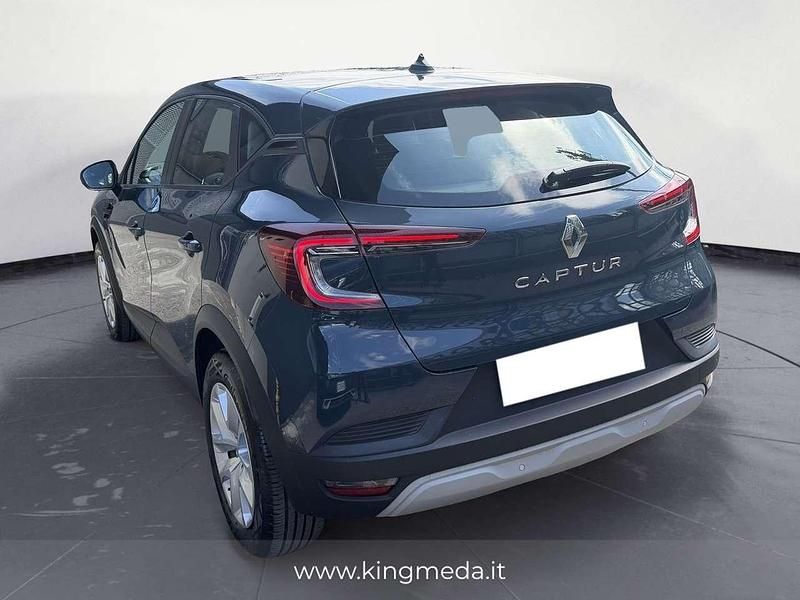 Usata Renault Captur Equilibre 101 CV (74 kW) 2022 Blu/azzurro SUV