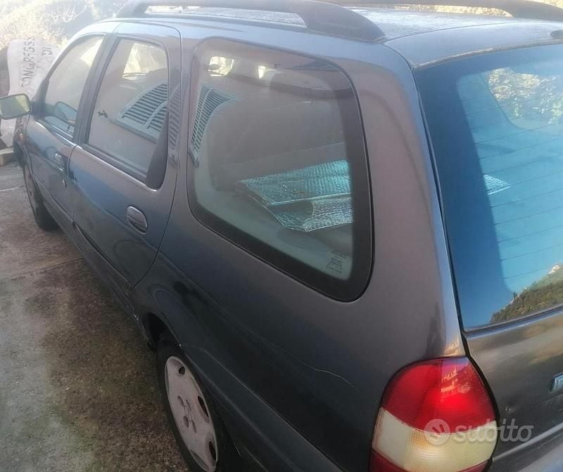 Grigio Usata 2001 Fiat Palio Weekend Station wagon | 1000 € - Immagine 1/4
