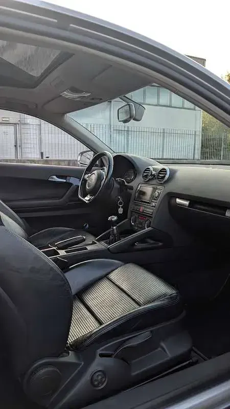 Usata Audi S3 Sport 265 CV (194 kW) 2007 Argento Utilitaria