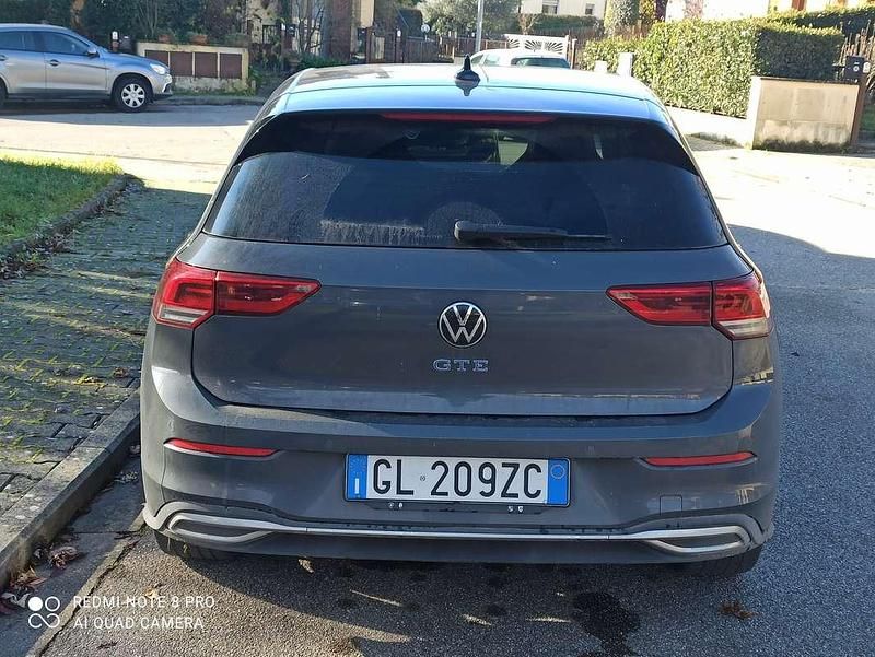 Usata VW Golf VIII GTE 150 CV (110 kW) 2022 Grigio Berlina