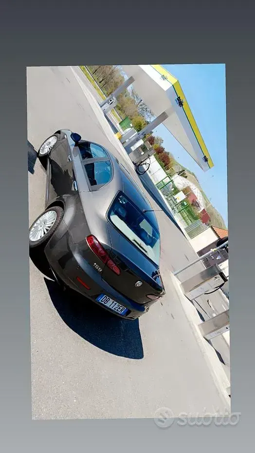 Usata Alfa Romeo 159 120 CV (88 kW) 2006 Grigio Berlina