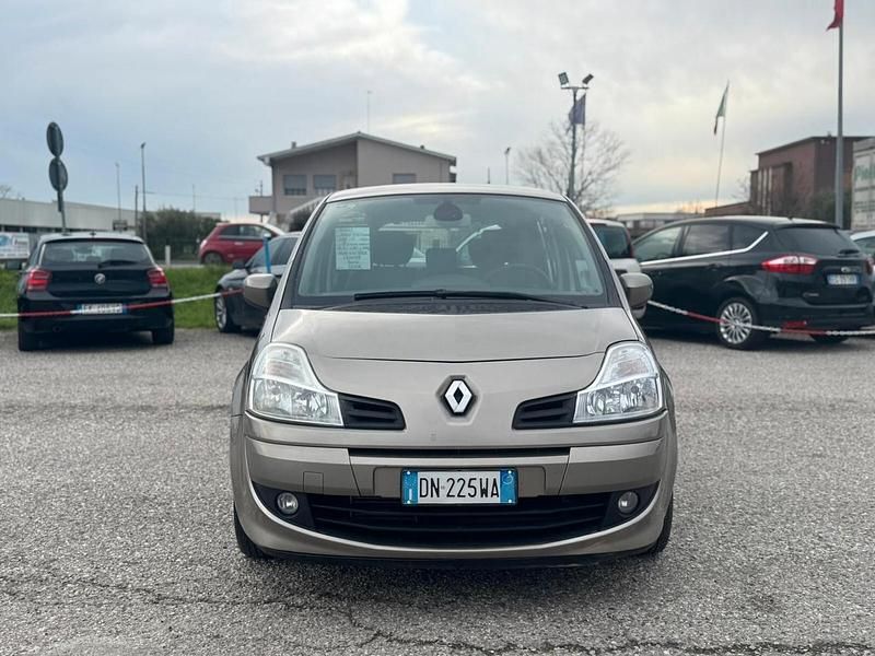 Usata Renault Modus Dynamique 106 CV (77 kW) 2008 Oro Monovolume