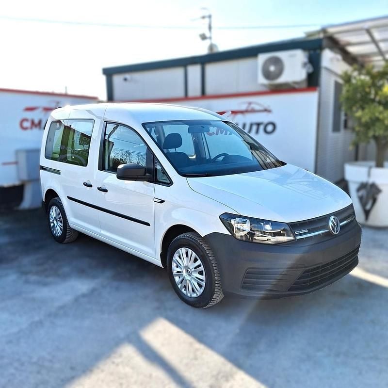 Usata VW Caddy Trendline 110 CV (80 kW) 2017 Bianco Monovolume