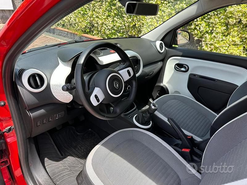 Usata Renault Twingo 65 CV (47 kW) 2019 Utilitaria