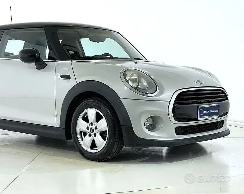 Usata Mini Cooper D Business 2016 Grigio Utilitaria