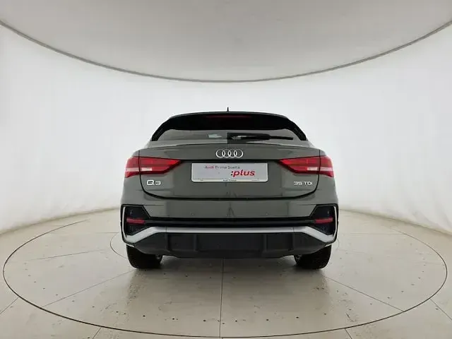 Usata Audi Q3 Sportback S-Line 150 CV (110 kW) 2025 Grigio chronos metallizzato SUV