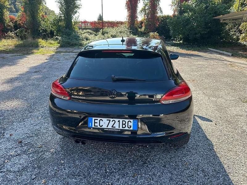 Usata VW Scirocco 160 CV (117 kW) 2010 Nero Coupé