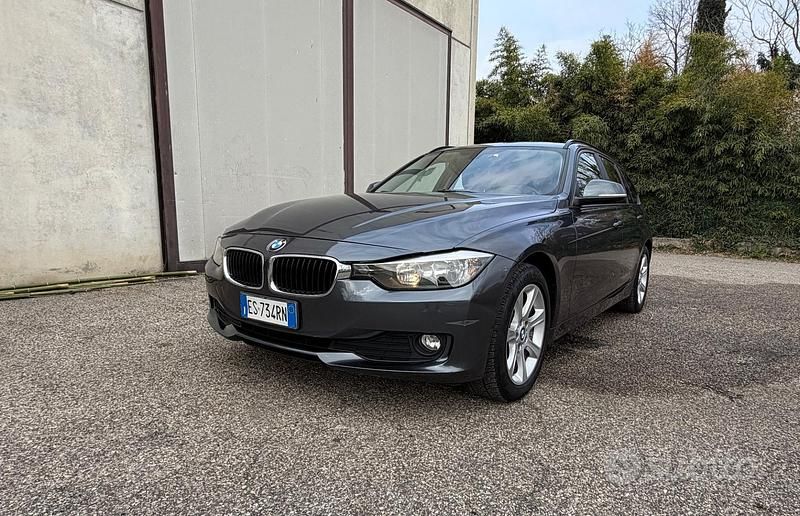 Usata BMW 320 Luxury Line 184 CV (135 kW) 2013 Grigio Station wagon